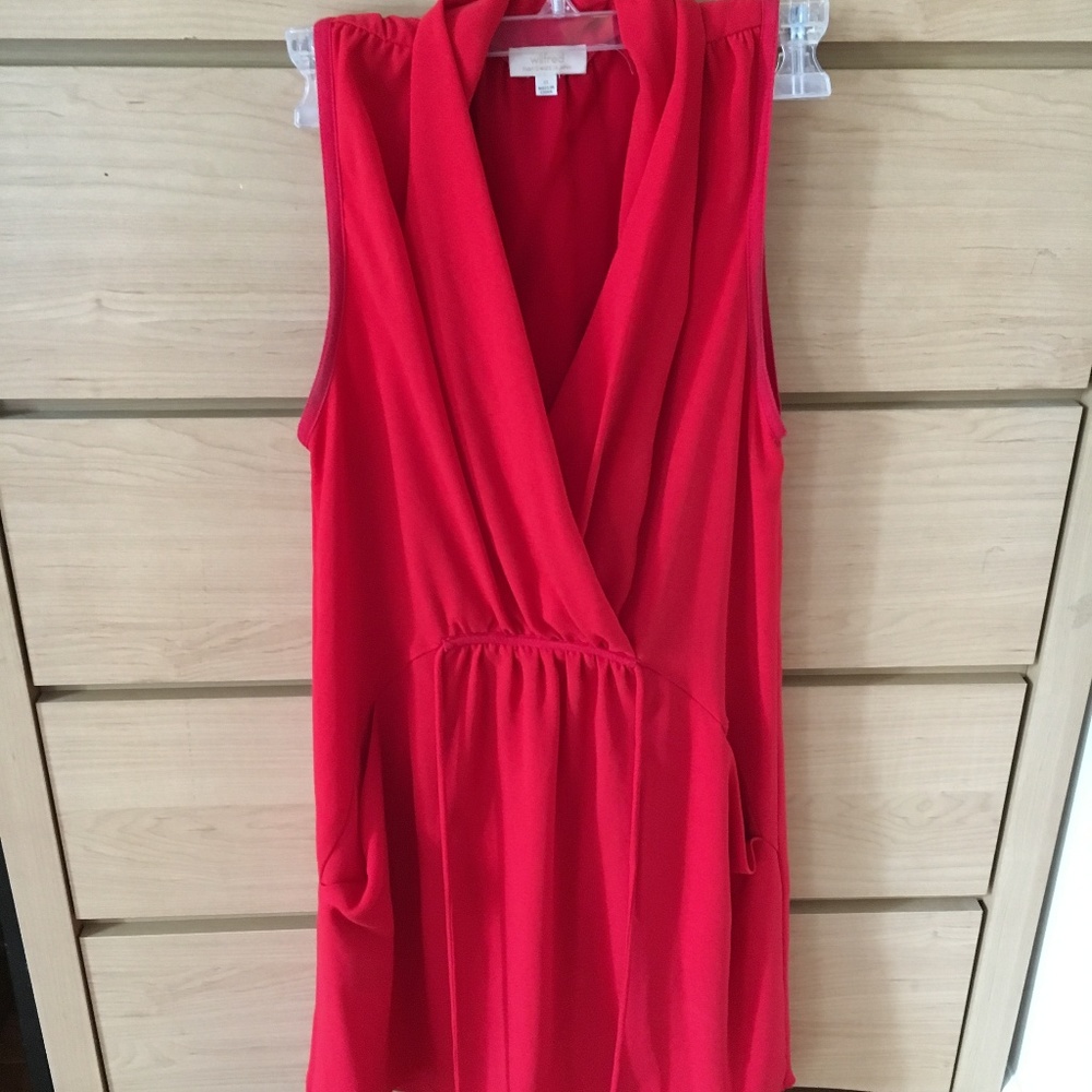 Wilfred - Like new red dress with the best fabric